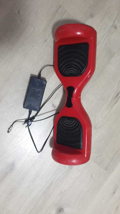 Hoverboard cu incarcator de priza  si / sau schimb
