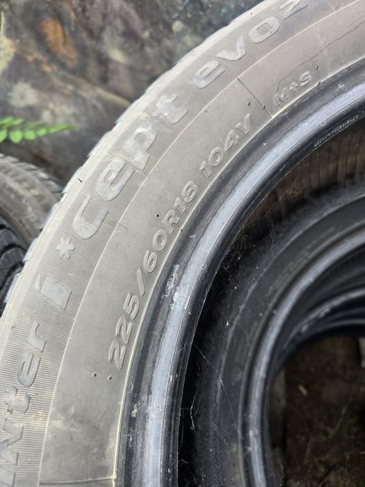Set 4 anvelope/cauciuc/roti 225/60R18 (iarna) ca noi