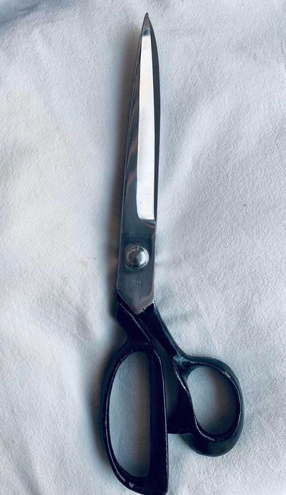 ЛОТ - необходими неща -6 снимки,6 комплекта.Цени-по групи или единично