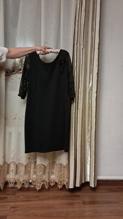 Распродажа платья