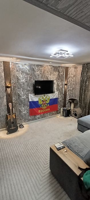Продаю свою квартиру без маклера.р-н радуга  Корзинки