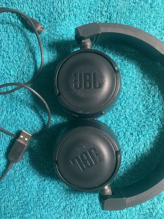 casti JBL pure bass sound