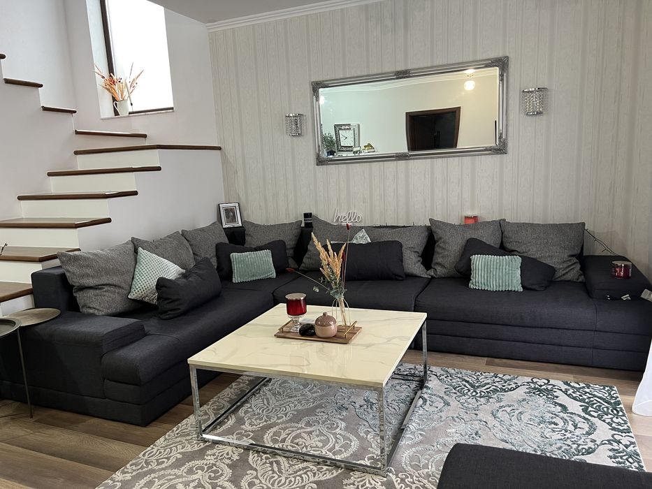 Coltar mare in L + taburet CASA RUSU