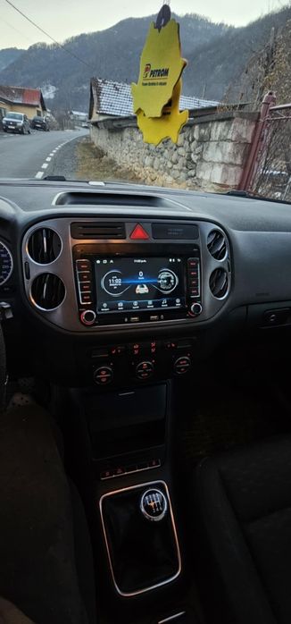 Vând Tiguan  1.4tsi