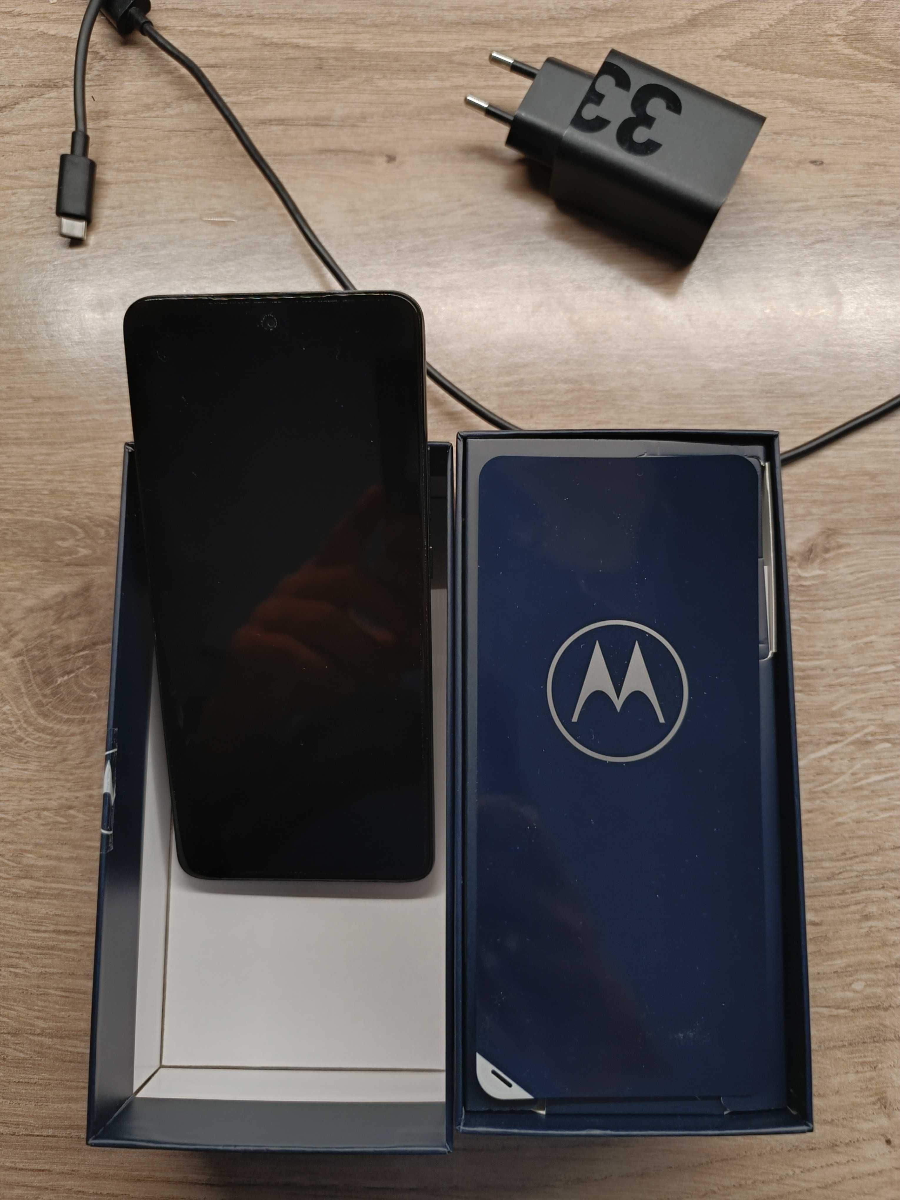 Motorola Edge 30 256gb/8 ram
