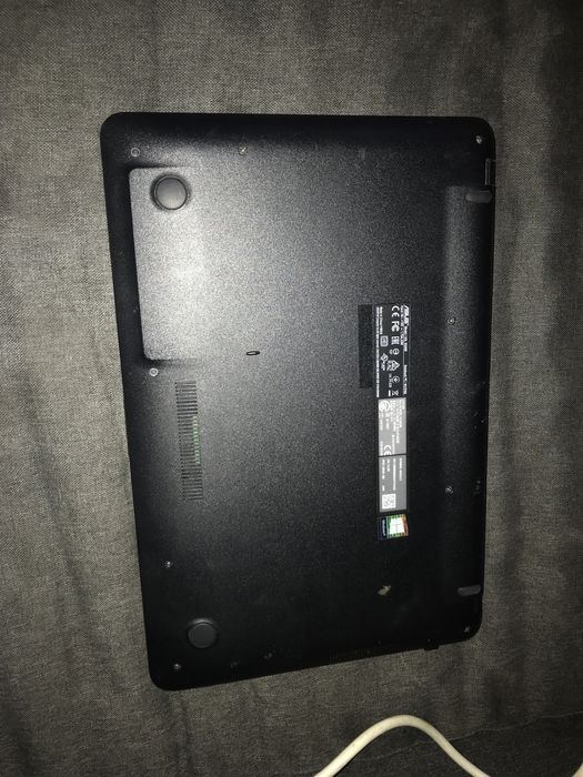Laptop ASUS model X540M