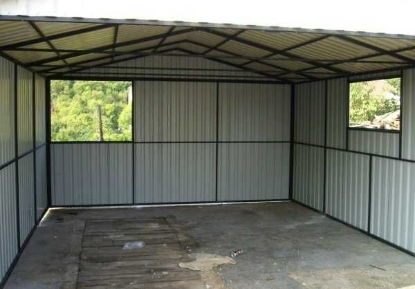 Construim Garaje Auto din structura metalica si panou sandwich izolat