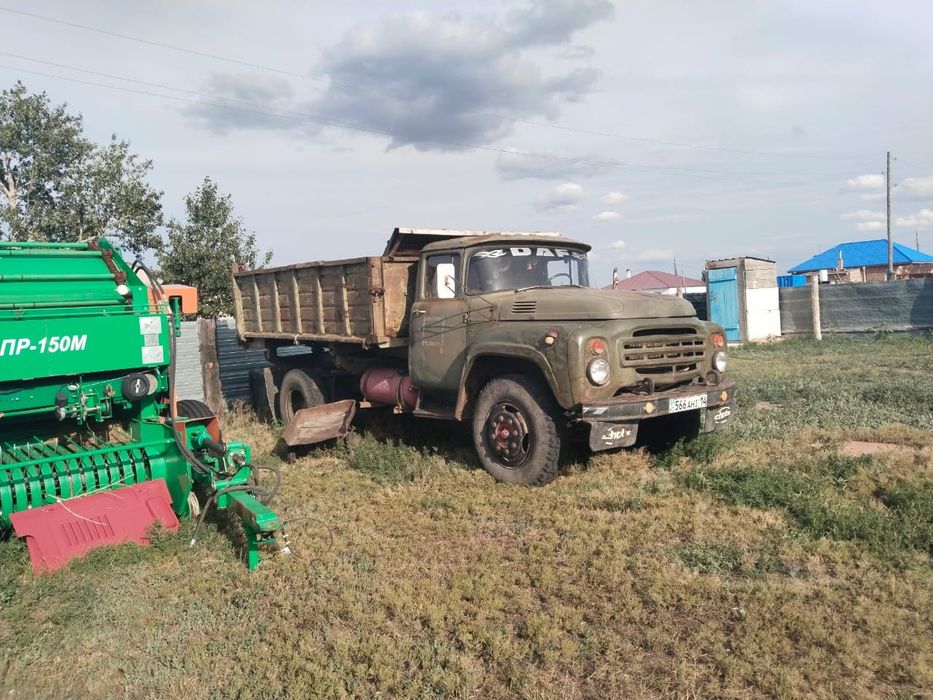 Продам зил 130 самосвал колхозник