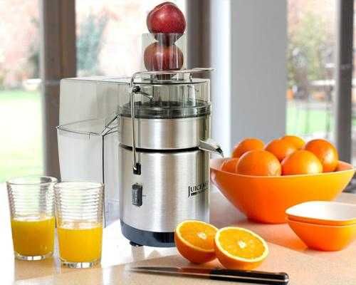 Сокоизтисквачка за професионално ползване JuiceMaster 42.8