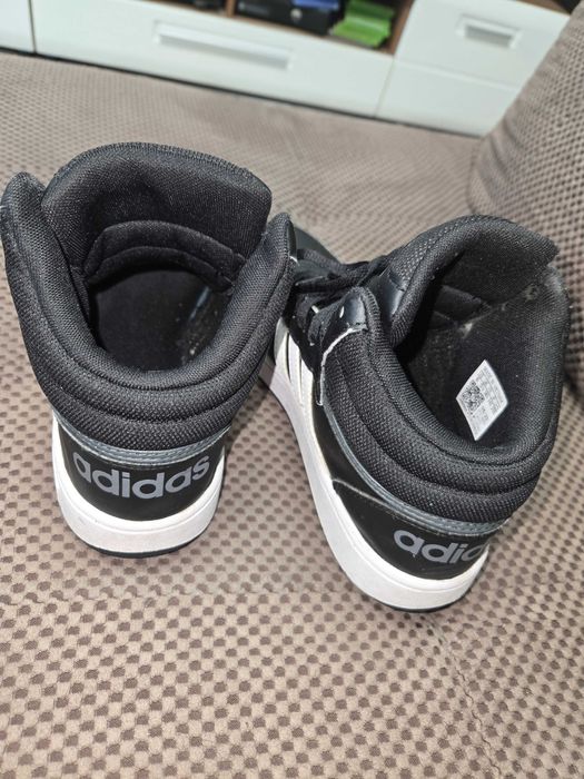 Маратонки Adidas 38 -39 номер