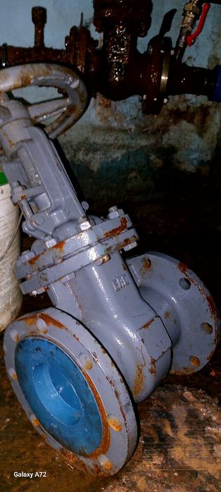 Задвижка на 100 трубу