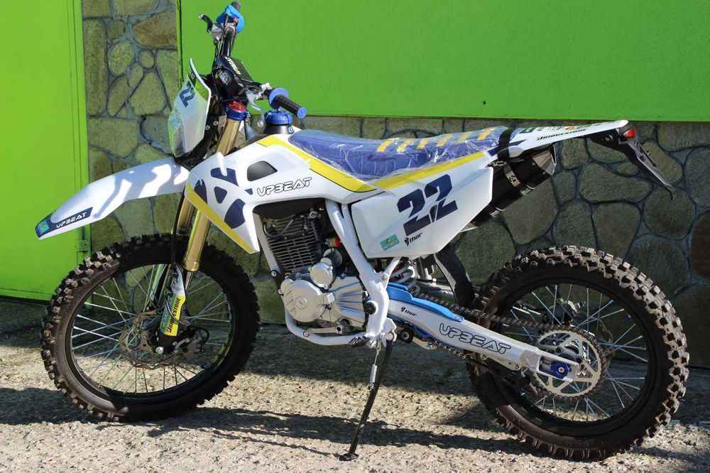 Кросов мотор “UpBeat TC 250cc cross” със стартер Husqvarna Design