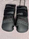 Manusi box Outshock 120 negre si fase negre