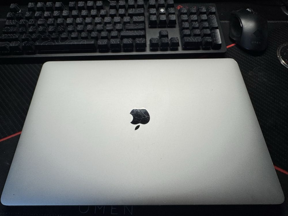 MacBook Pro 16” (A2441, 2019)