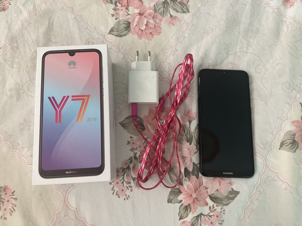 Huawei Y7 2019, +КАЛЪФ ПОДАРЪК