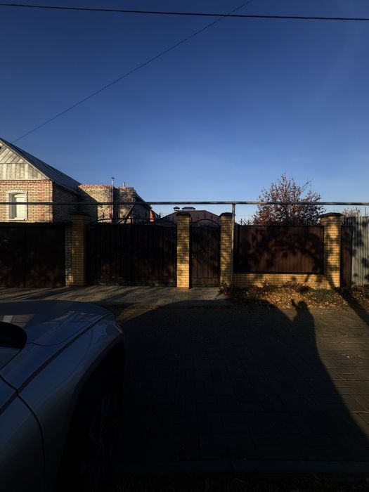 Продам дом в отличном районе