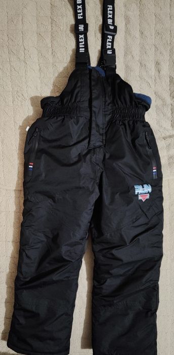 Продам комбинезон для мальчика 7-8лет