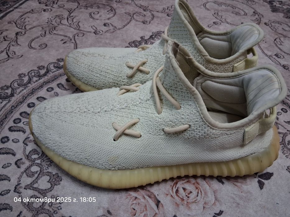 Adidas yezzy 350 v2 Cream номер 43 1/3 ( 27,5 см )