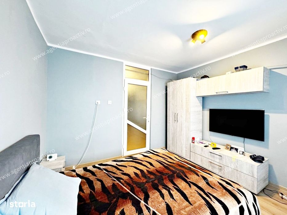 Apartament cu 3 camere decomandat, situat in Micro 20 – 77,18  mp!