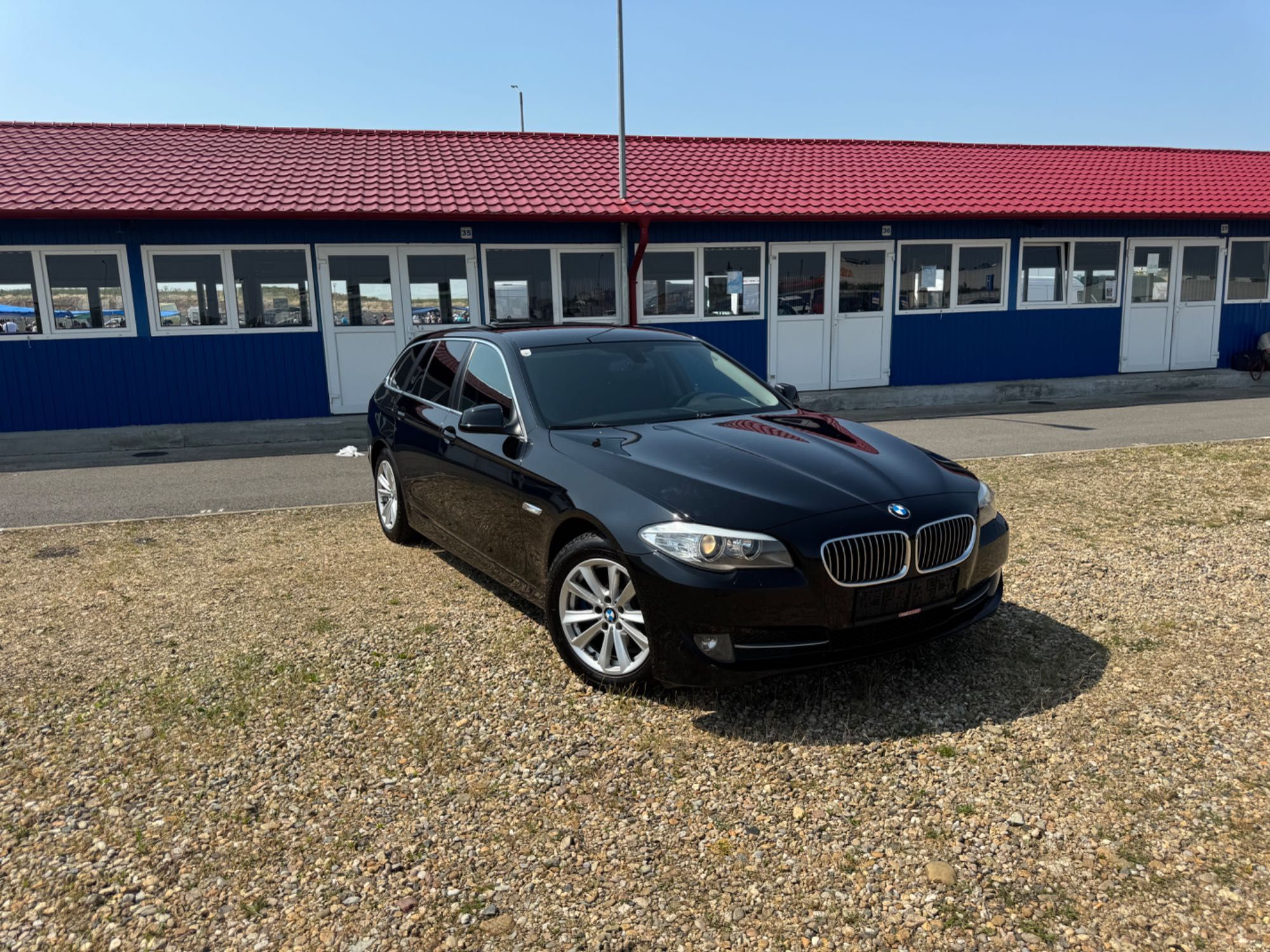 Bmw 520 Touring F11  Automata