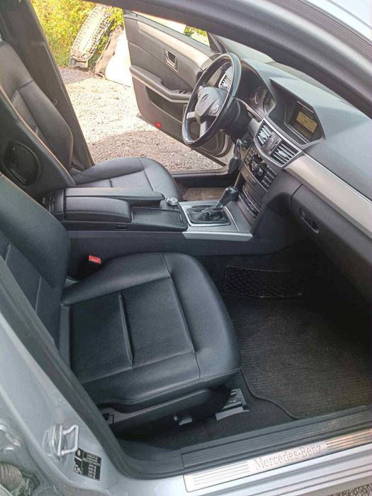 Mercedes-Benz E 220 CDI Обслужен