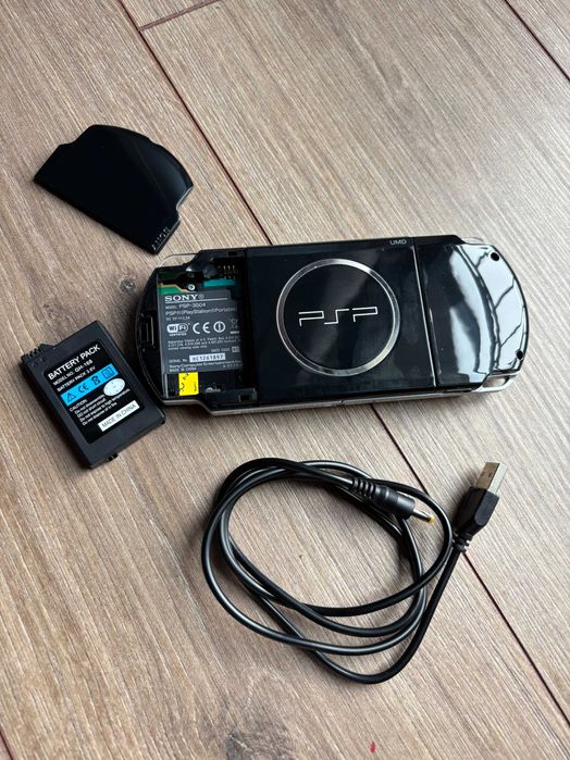 consola Sony PSP (Playstation Portabil) in stare foarte buna