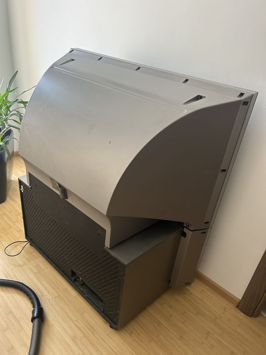 Tv Sony cu telcomanda