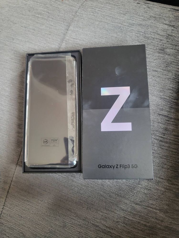 Samsung Z flip 3 256g
