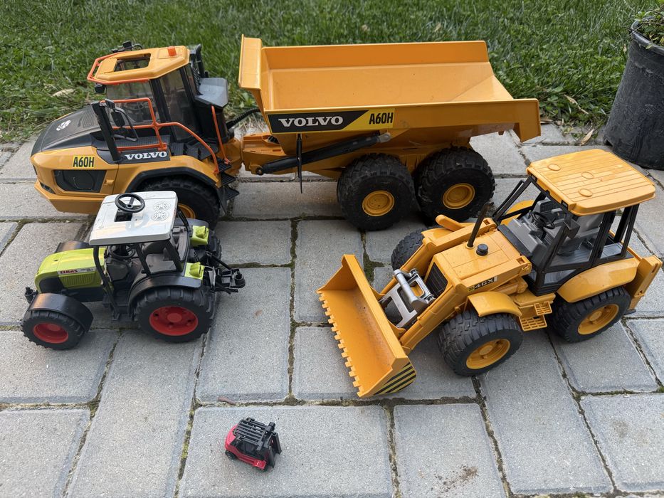 hotwheels projeX laser tractor volvo class