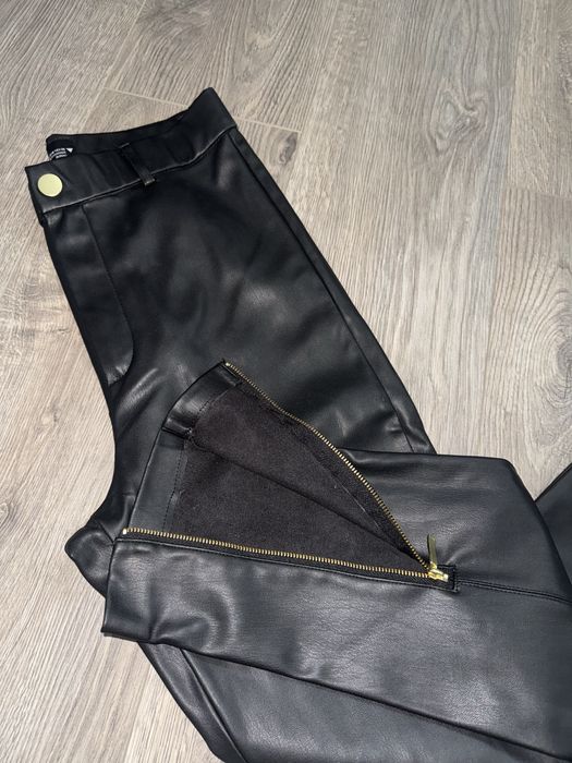 Кожен панталон ZARA