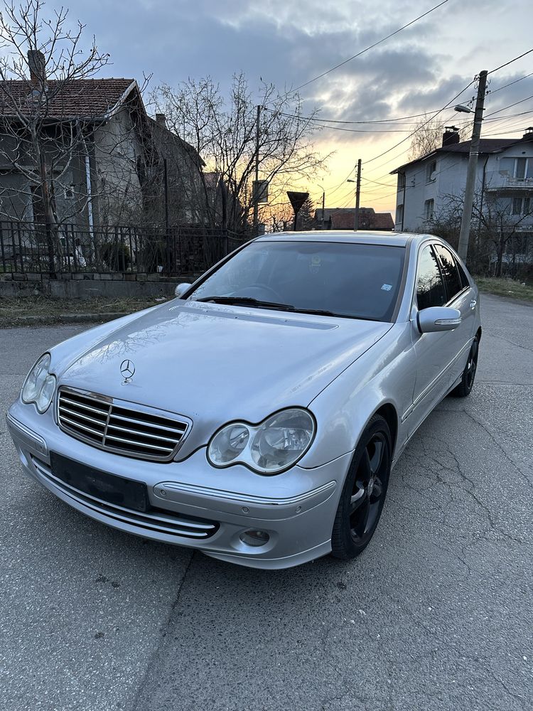 Mercedes W203 2.7 CDI Face На Части