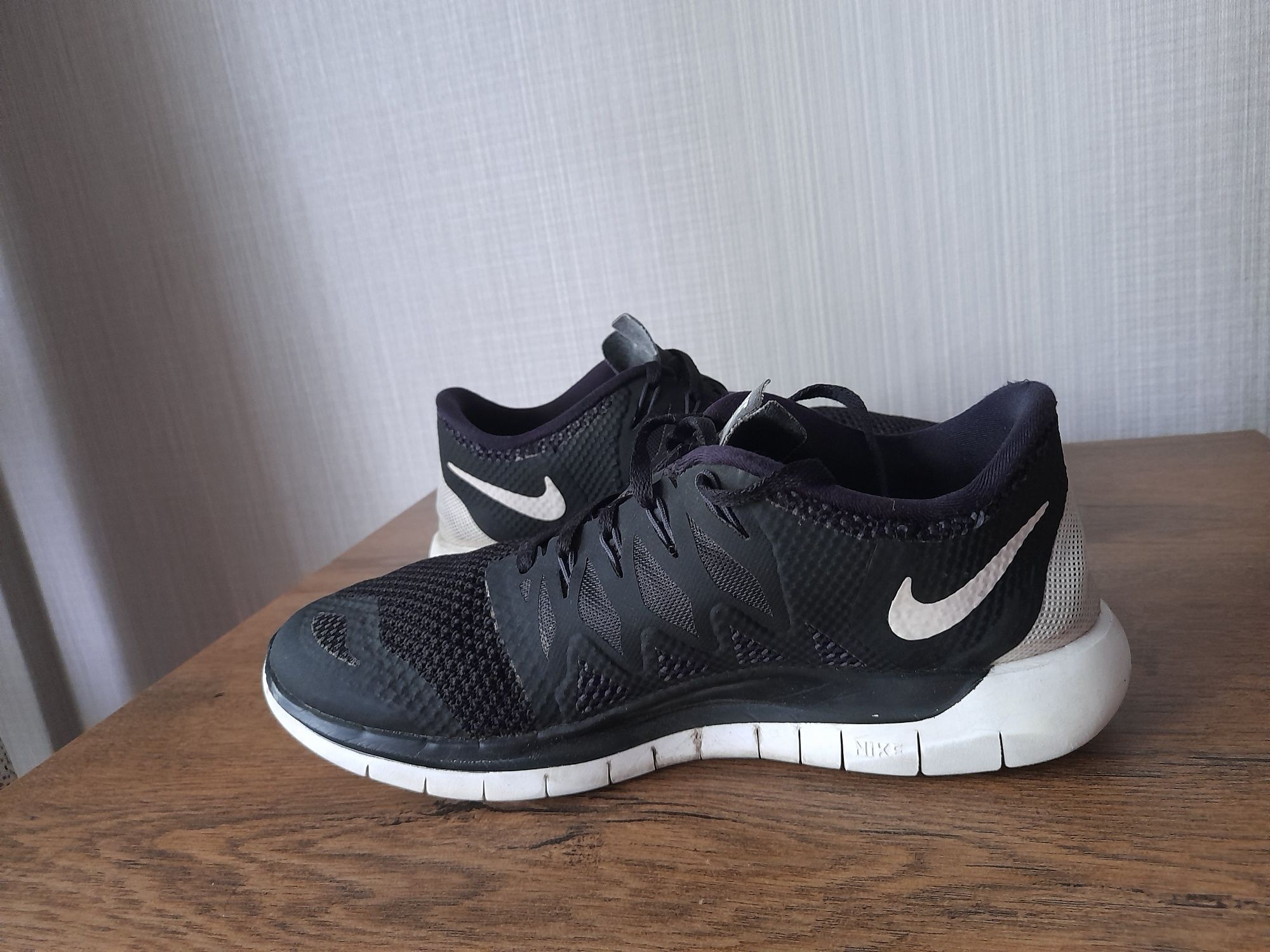 Nike Free 5.0 маратонки 38 номер.