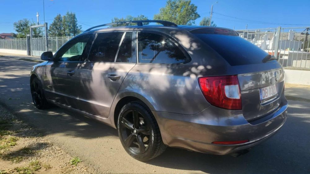 Vand sau schimb skoda superb!