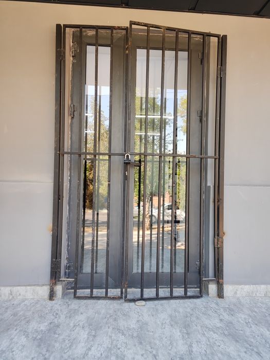 Eshik uchun tayyor profildan reshotka