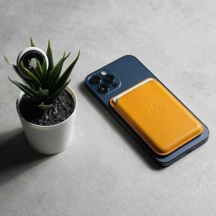  Apple Кожен портфейл Wallet с Magsafe за iPhone 17/16/15/14/13/12