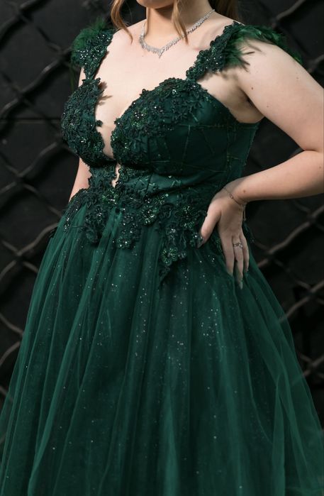 Абитуриентска рокля