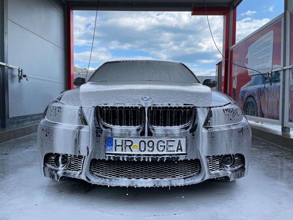 BMW e91 320d / 163cp** / M47 / M Style / LED Angel Eyes / r18