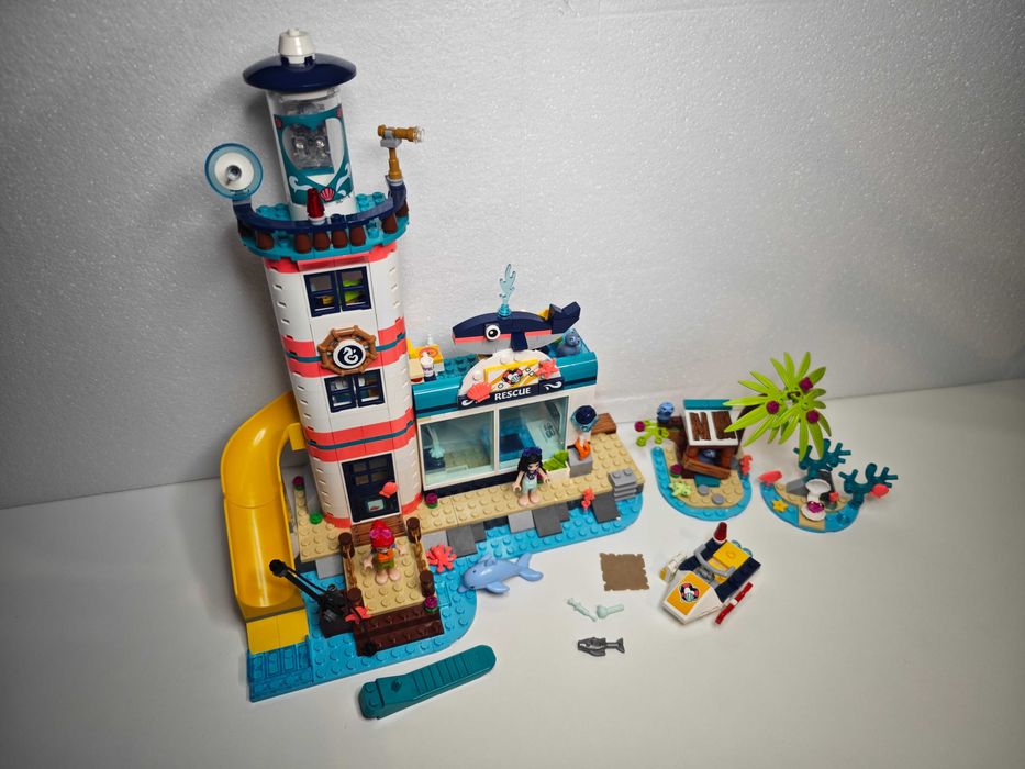 LEGO Friends 41380 - Centrul de salvare de la far