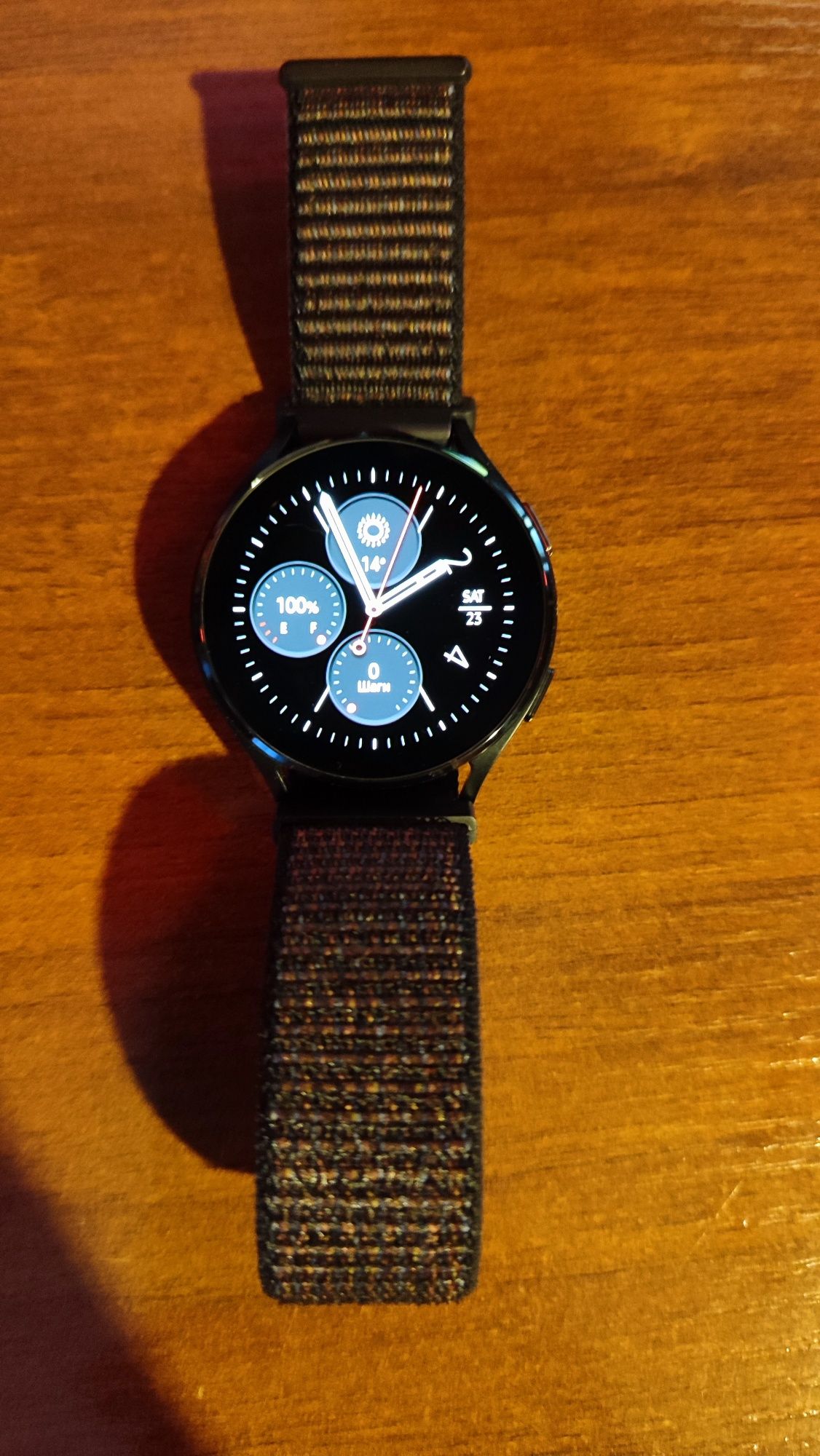 Продам часы Samsung watch 4