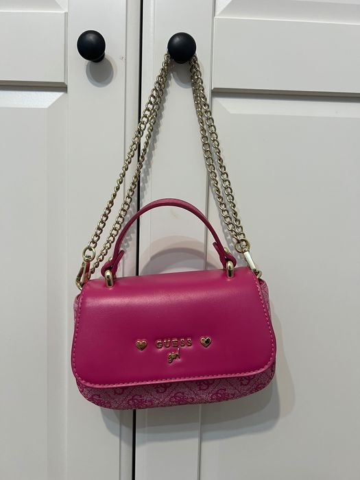 Guess розова чантичка