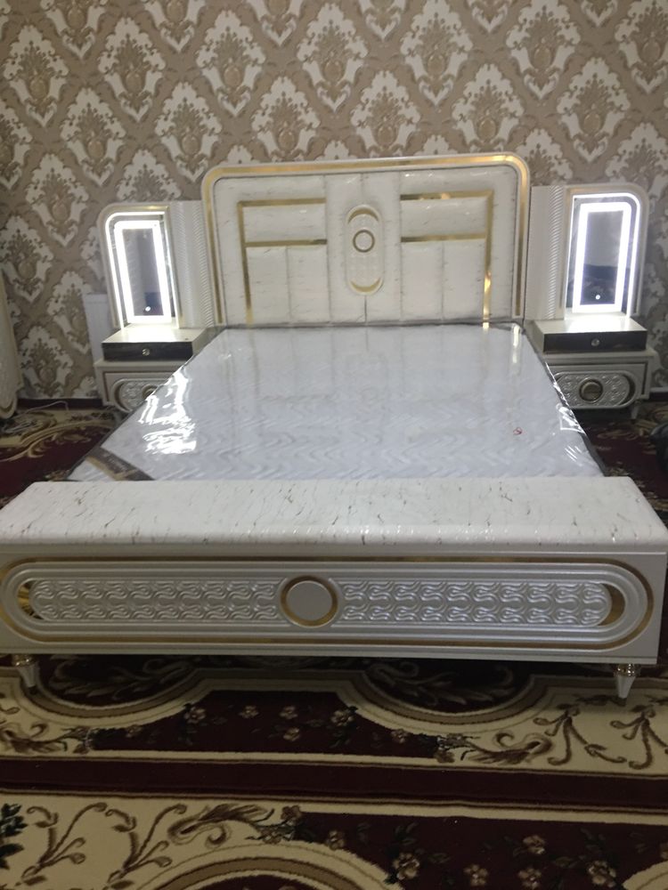 Мебелшик   Мебелчи уста Mebel ustasi malakali.