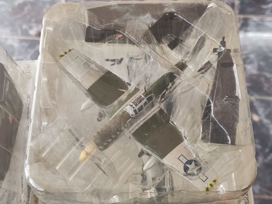 Метални макети на самолети Нови Amer