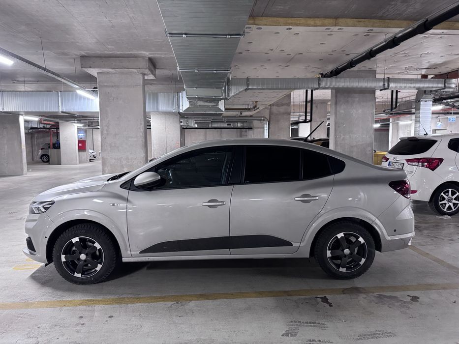 Dacia Logan 2023.11 1.0 tce (100cai) 32.000 km !!