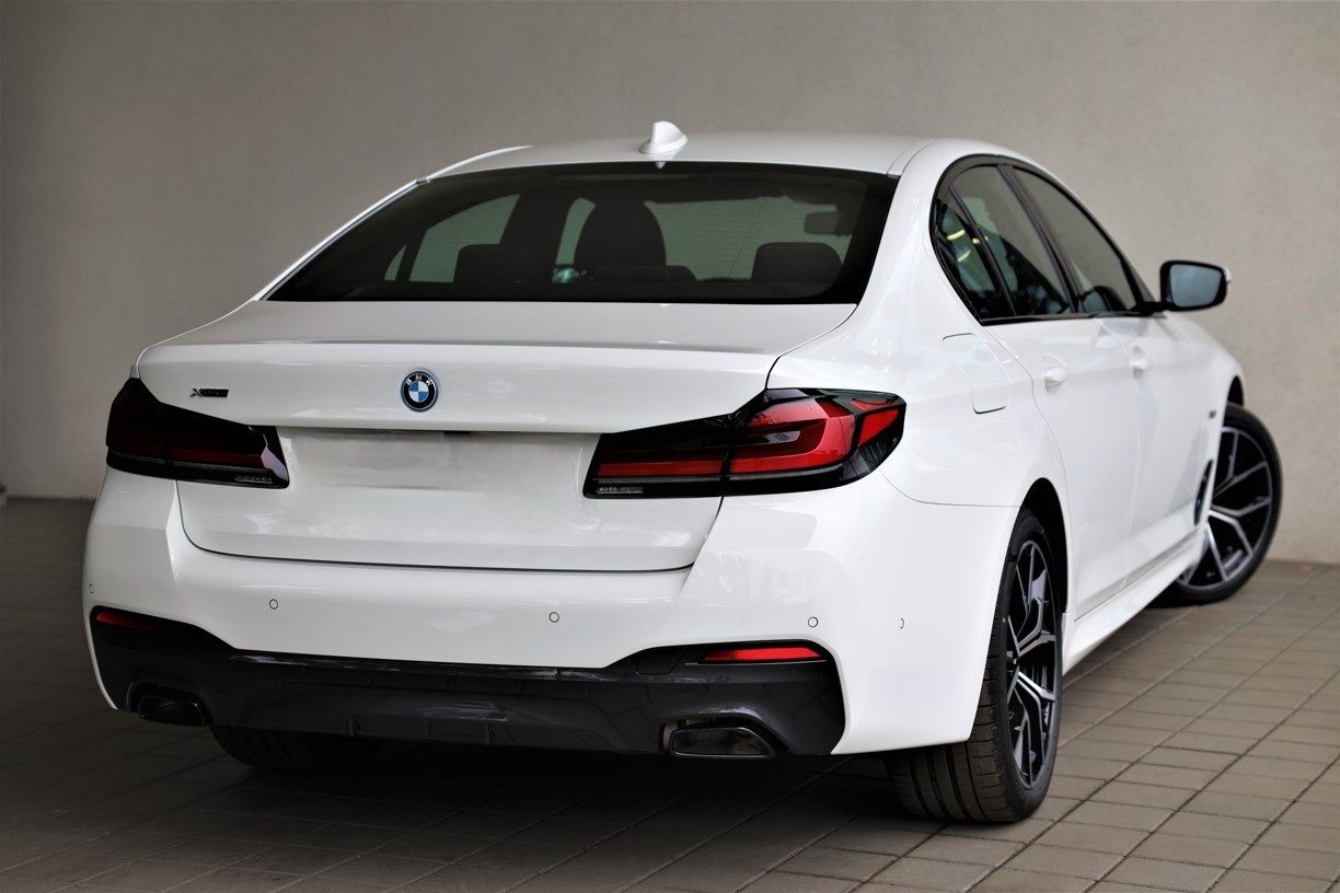 G30 lci M пакет BMW Mtech bodykit предна броня задна прагове дифузьор