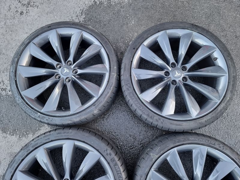 21цола 5x120 Tesla S,Тесла С 4бр Оригинални