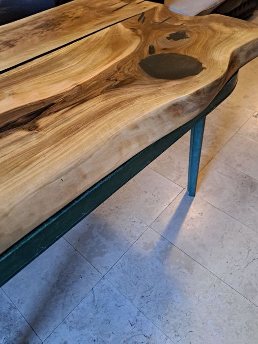 Маса , Плотове от масив Орех