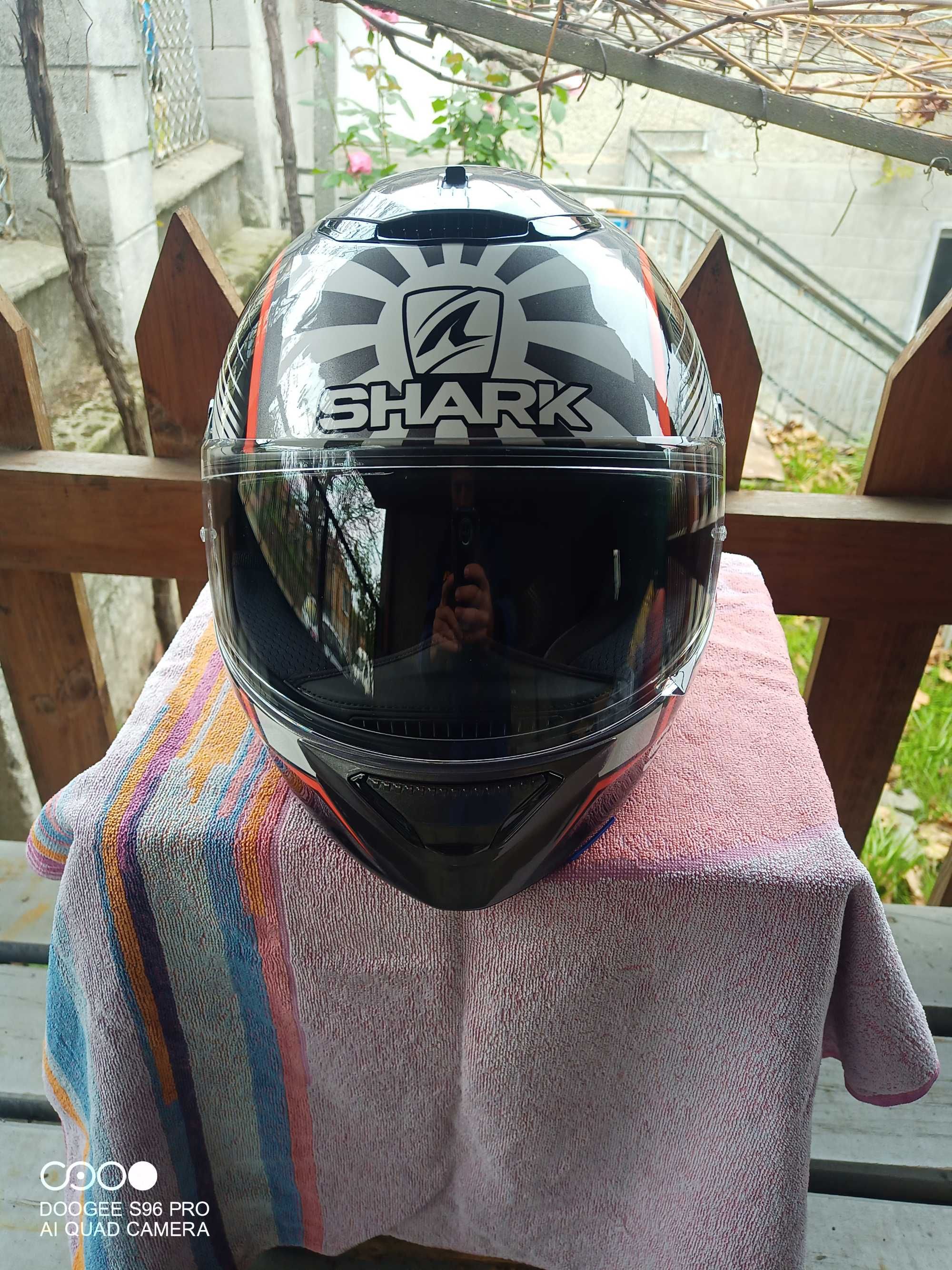 Каска Shark Spartan Zarco