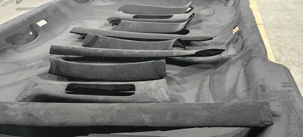 Таван и колонки пасат 5.5 комби черна алкантара