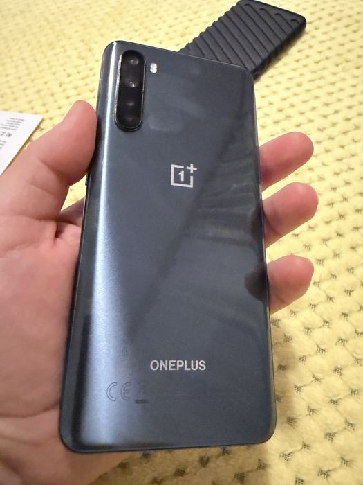 OnePlus Nord 5g 8gb RAM