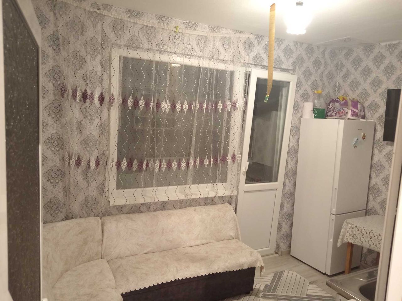 Продава се Двустаен апартамент в с. Крушари, Област Добрич - 500 кв.м за 23 €/кв.м - Снимка #3